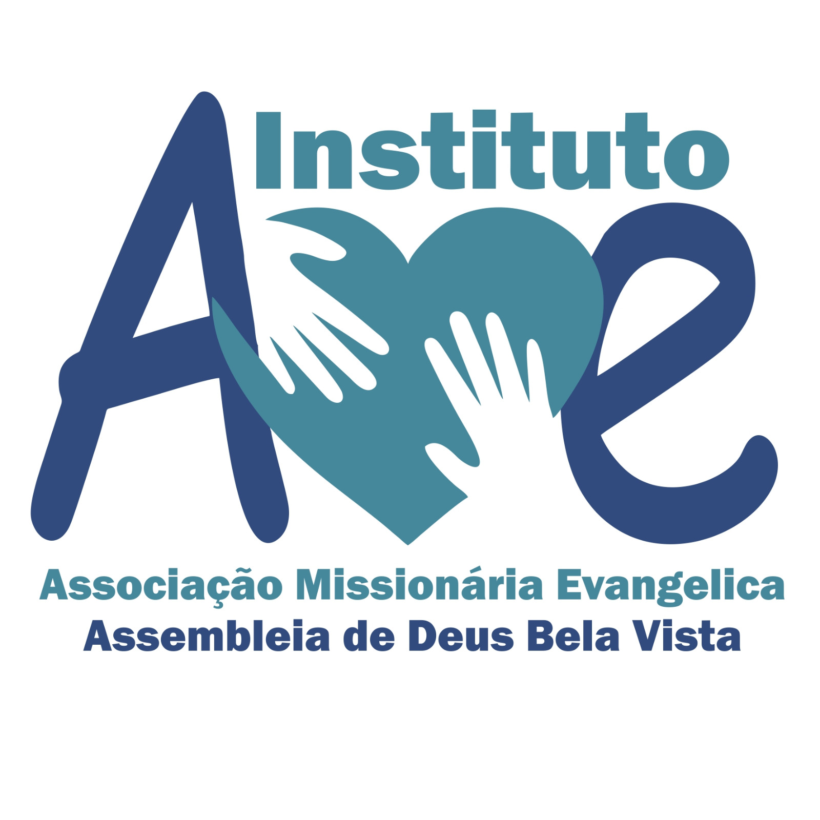 O logotipo do Instituto AME apresenta as letras ‘A’ e ‘e’ em um tom azul escuro, com um coração azul no centro, simbolizando amor e solidariedade. Dentro do coração, há duas mãos estendidas, representando ajuda e apoio comunitário. Acima, a palavra ‘Instituto’ está escrita em azul, e abaixo, em letras menores, o nome completo da instituição: ‘Associação Missionária Evangélica Assembleia de Deus Bela Vista’. O design transmite uma mensagem de acolhimento e compromisso social.